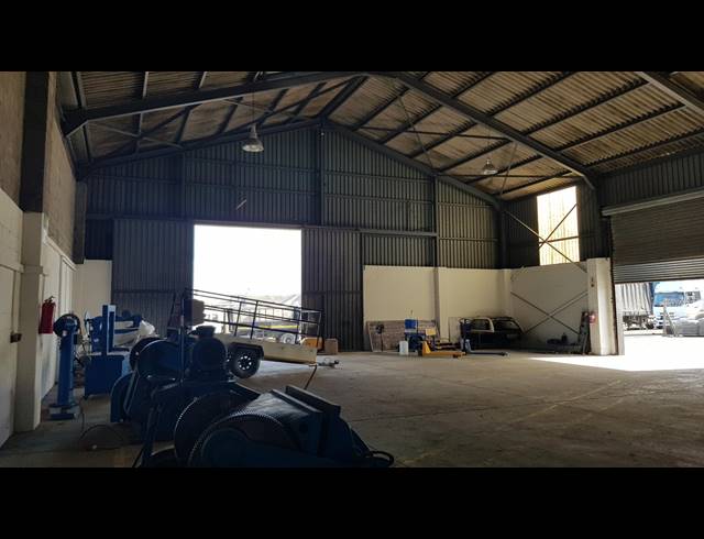 328M² FACTORY TO LET IN BLACKHEATH INDUSTRIAL